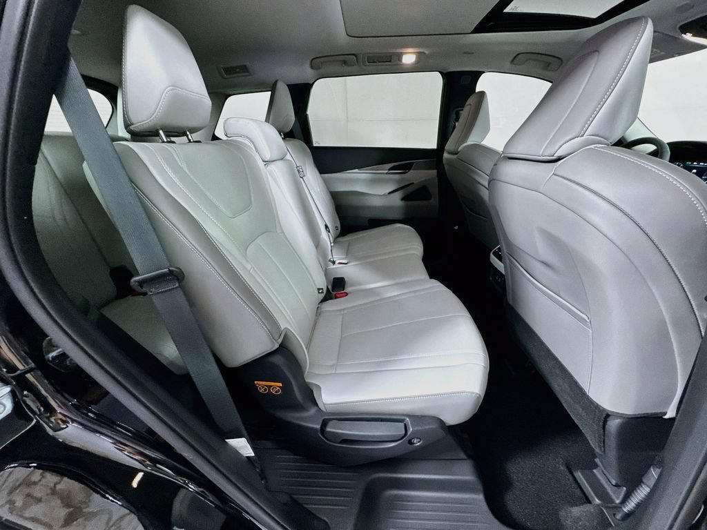 Certified 2026 INFINITI QX60 Pure w/ Cargo Package AWD/4WD image 39