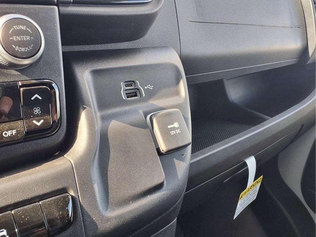 New 2026 RAM ProMaster 1500 w/ Convenience Group FWD image 15