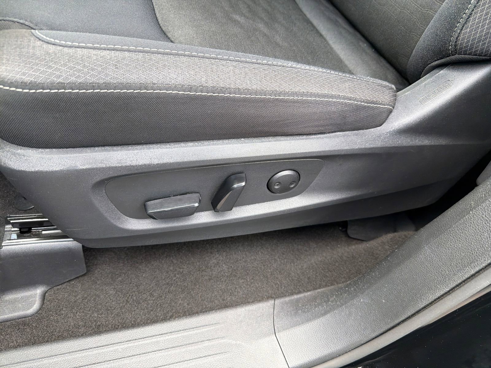 Certified 2024 Nissan Pathfinder SV AWD/4WD image 19