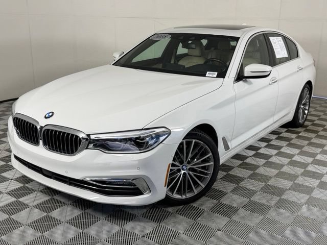 Used 2018 BMW 540i RWD image 1