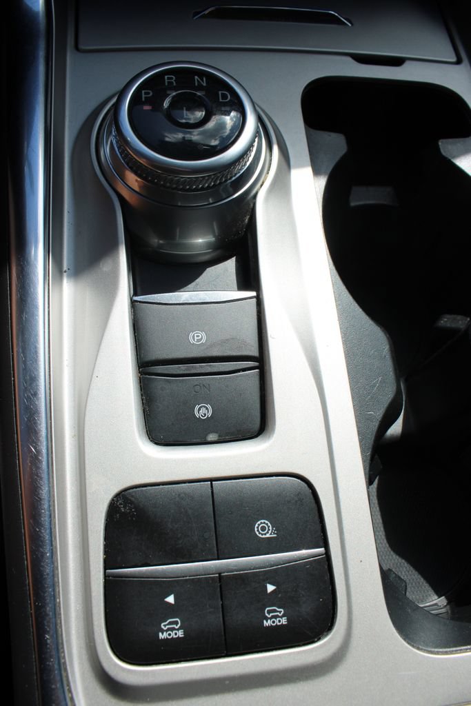 Used 2022 Ford Explorer Limited w/ Equipment Group 301A RWD image 51