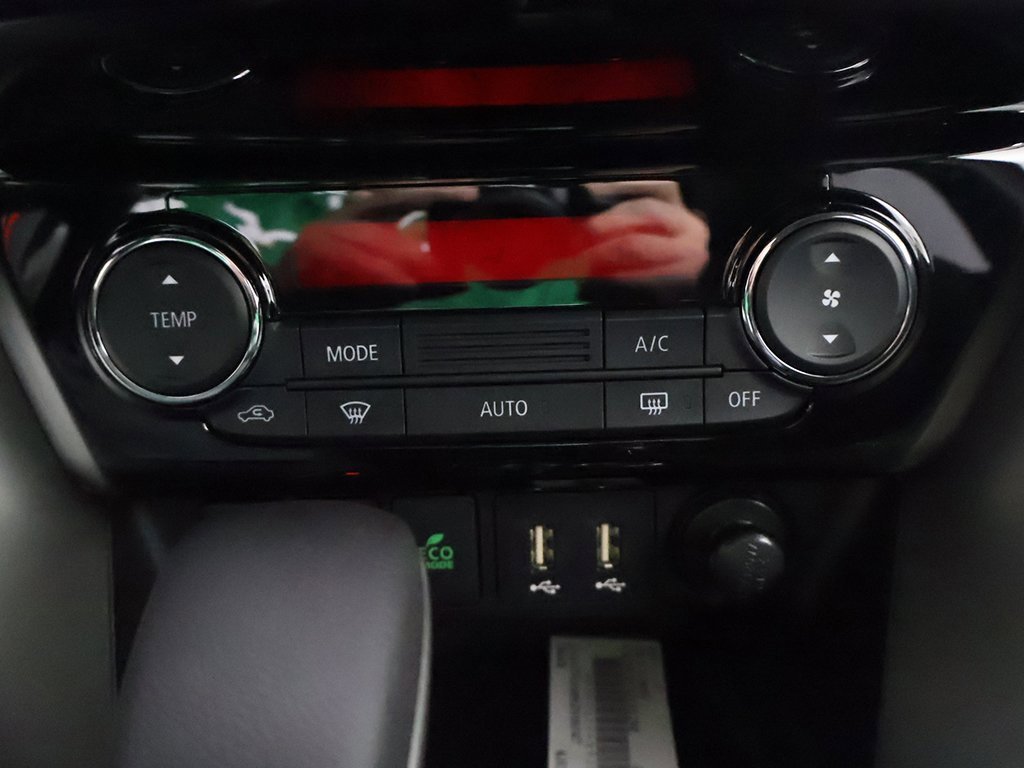 New 2025 Mitsubishi Eclipse Cross LE image 40