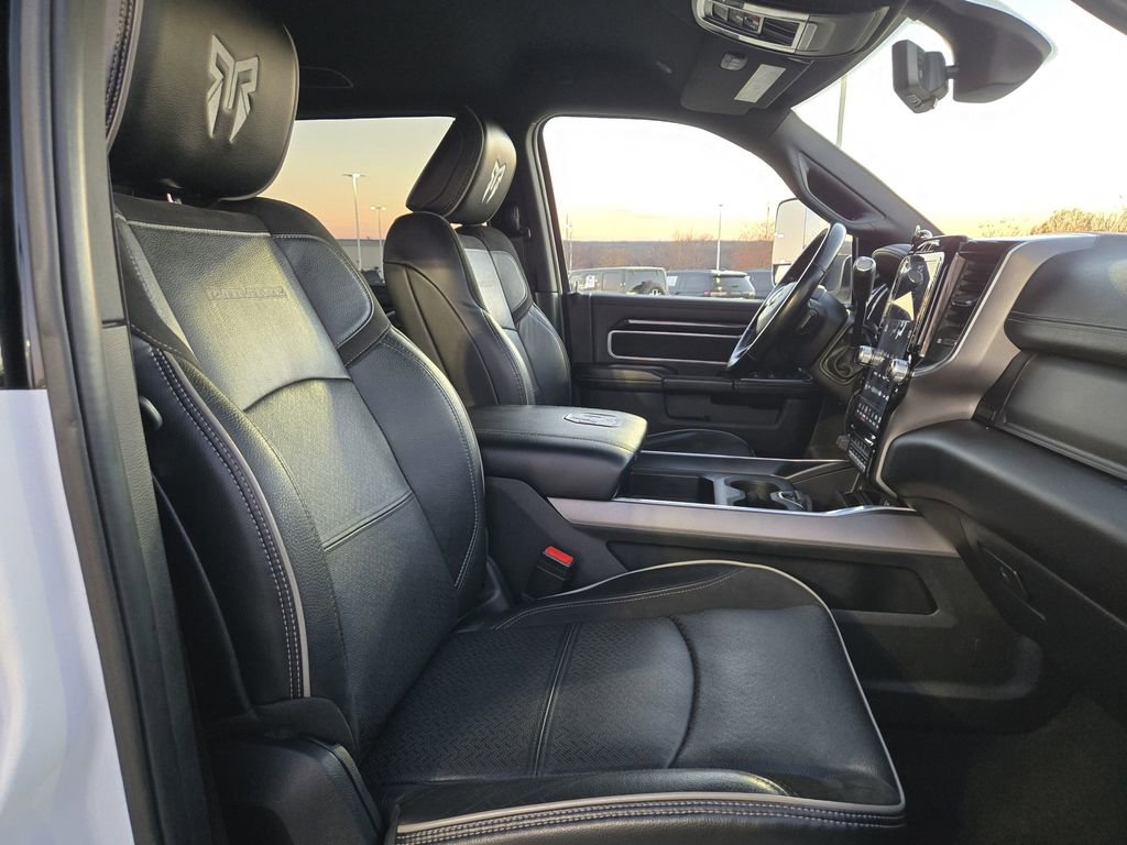 Used 2022 RAM 3500 Laramie image 29