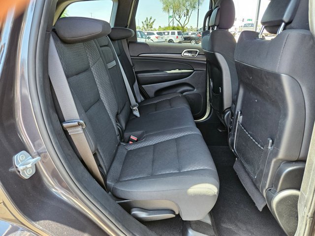 Used 2019 Jeep Grand Cherokee Laredo w/ 18" Wheel & 8.4" Radio Group RWD image 22