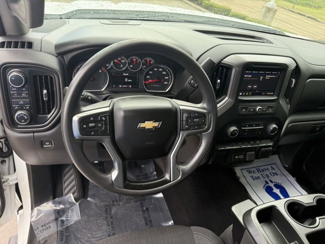 Used 2022 Chevrolet Silverado 1500 Custom w/ LPO, Blackout Package image 16
