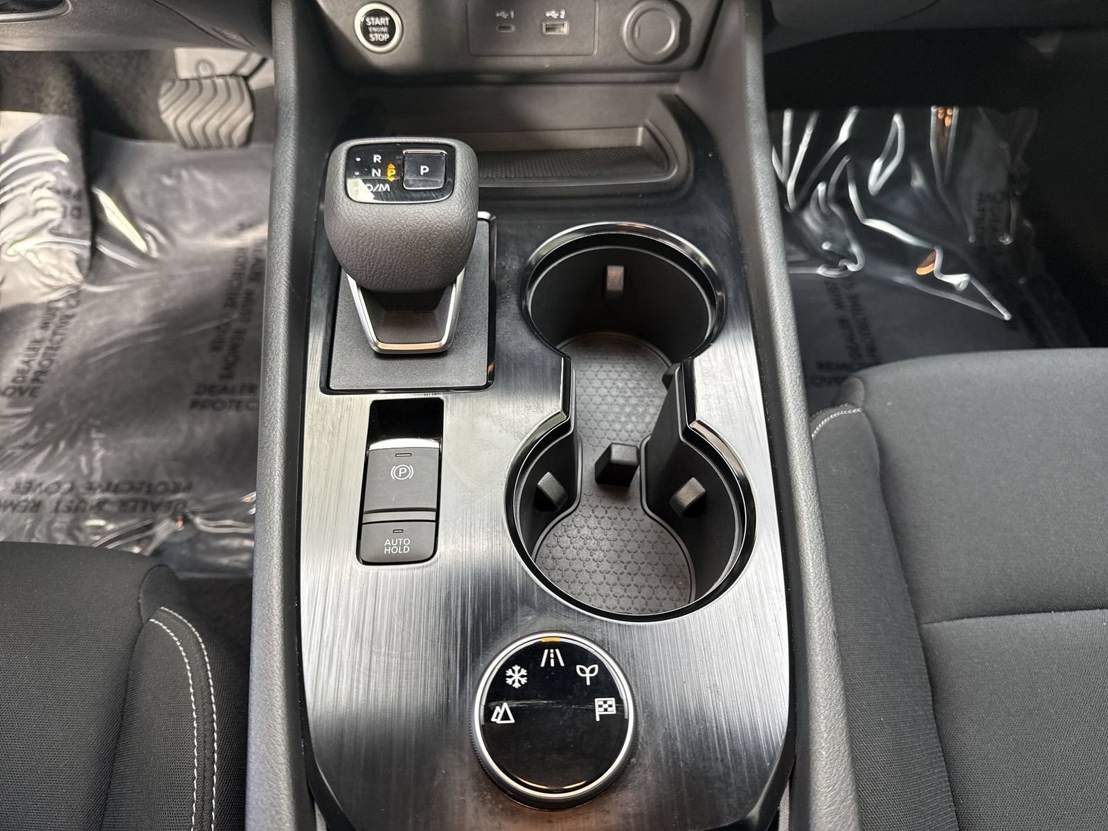 Used 2023 Nissan Rogue S AWD/4WD image 17