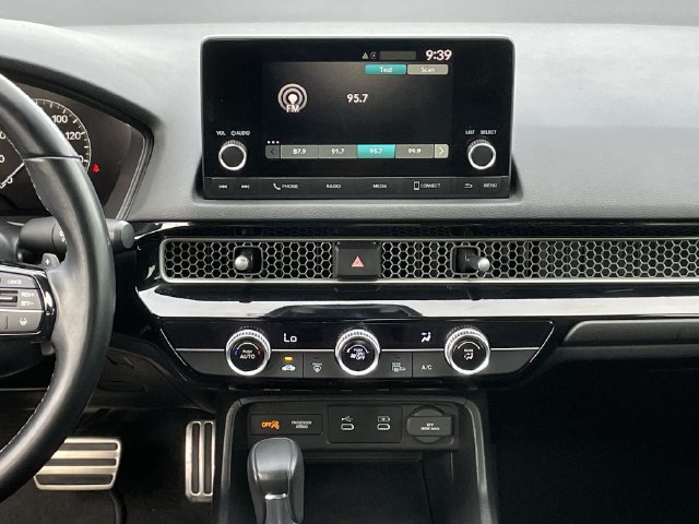 Used 2025 Honda Civic Sport image 16