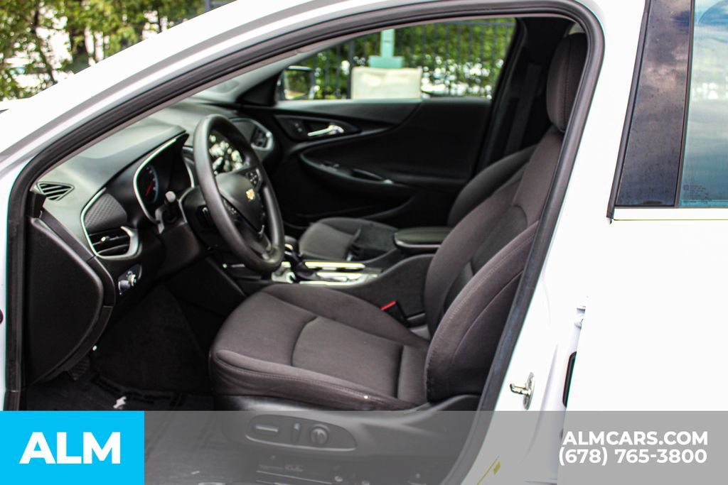 Used 2024 Chevrolet Malibu LT FWD image 16