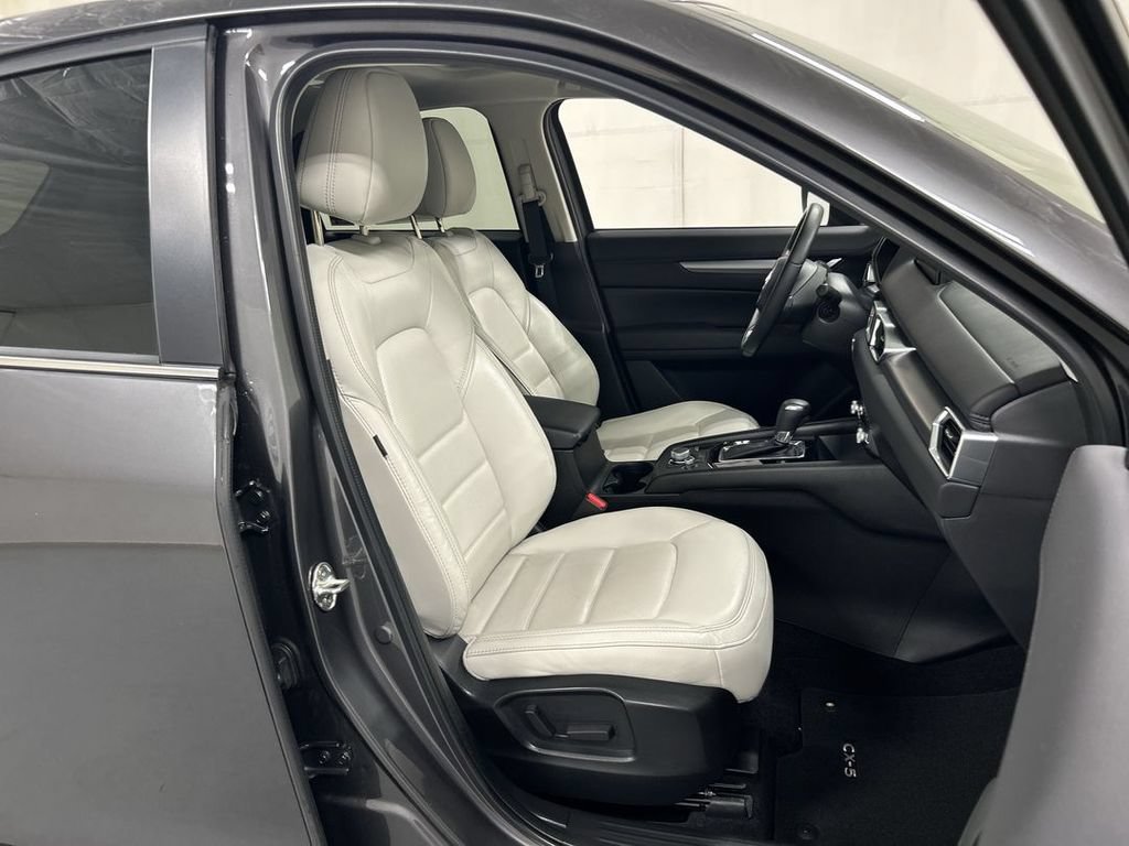 Certified 2021 MAZDA CX-5 Touring w/ Touring Preferred SV Package AWD/4WD image 23