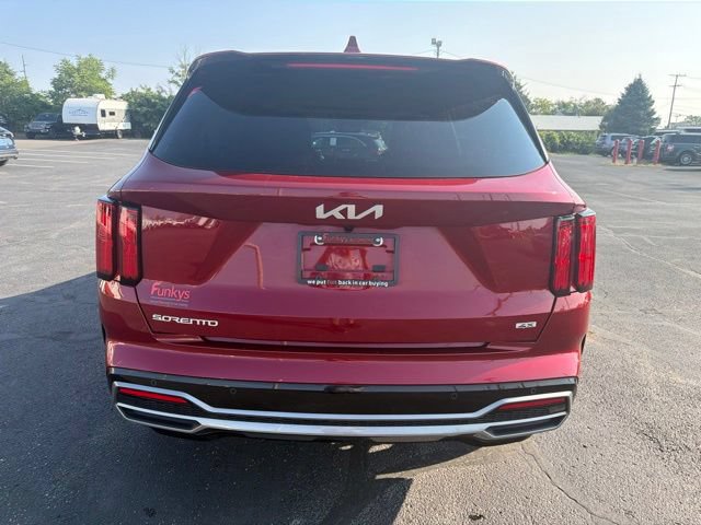 Used 2023 Kia Sorento SX AWD/4WD image 6