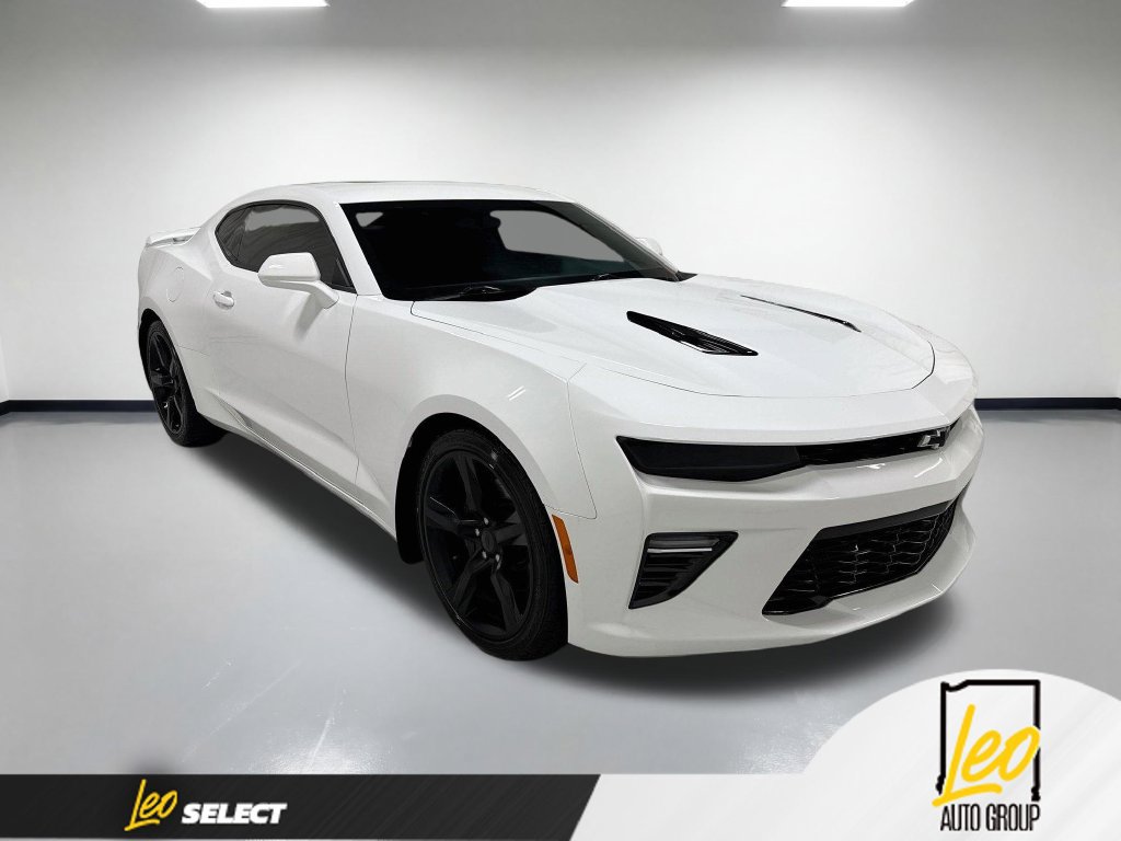 Used 2017 Chevrolet Camaro SS RWD image 5