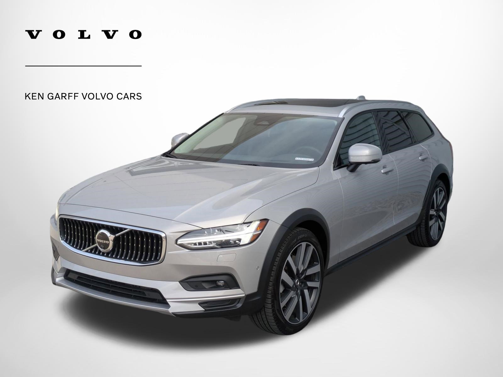 Used 2025 Volvo V90 B6 Cross Country Ultra w/ Protection Package Premier image 8