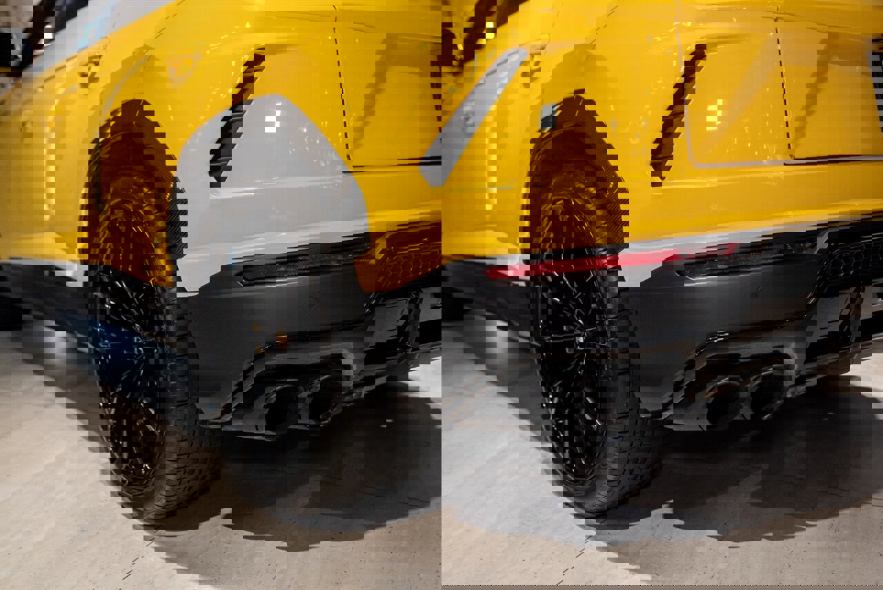 Used 2022 Lamborghini Urus image 8