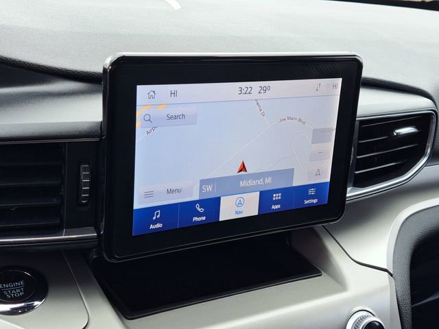 Certified 2022 Ford Explorer XLT w/ Equipment Group 202A image 17