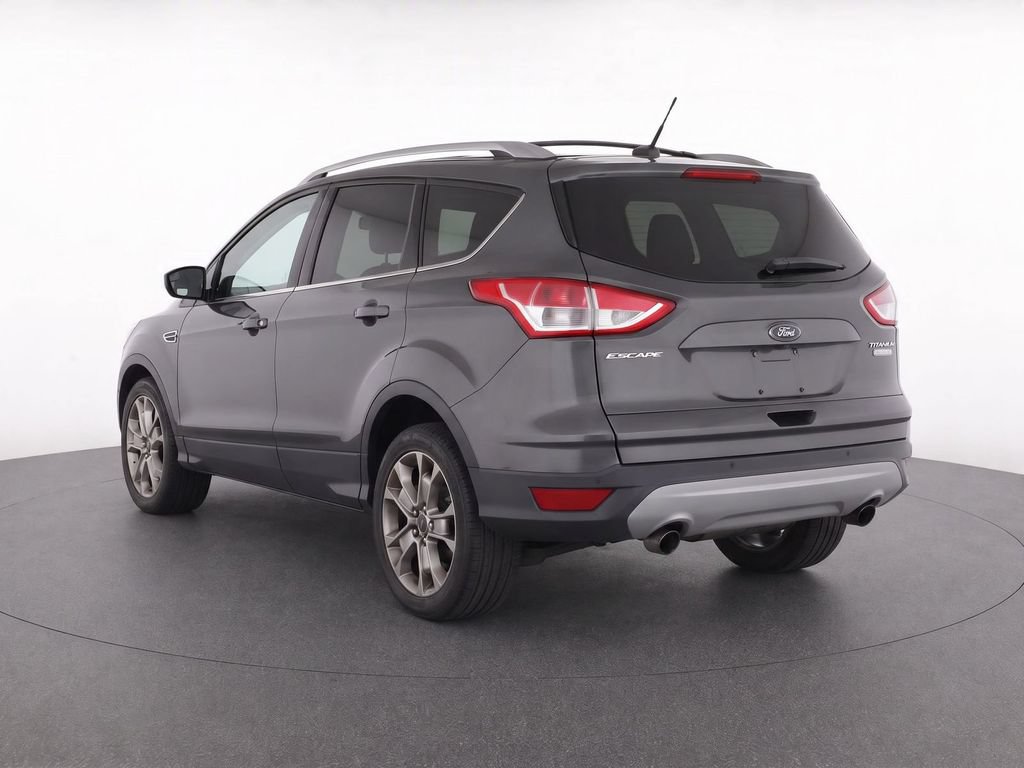 Used 2016 Ford Escape Titanium FWD image 4
