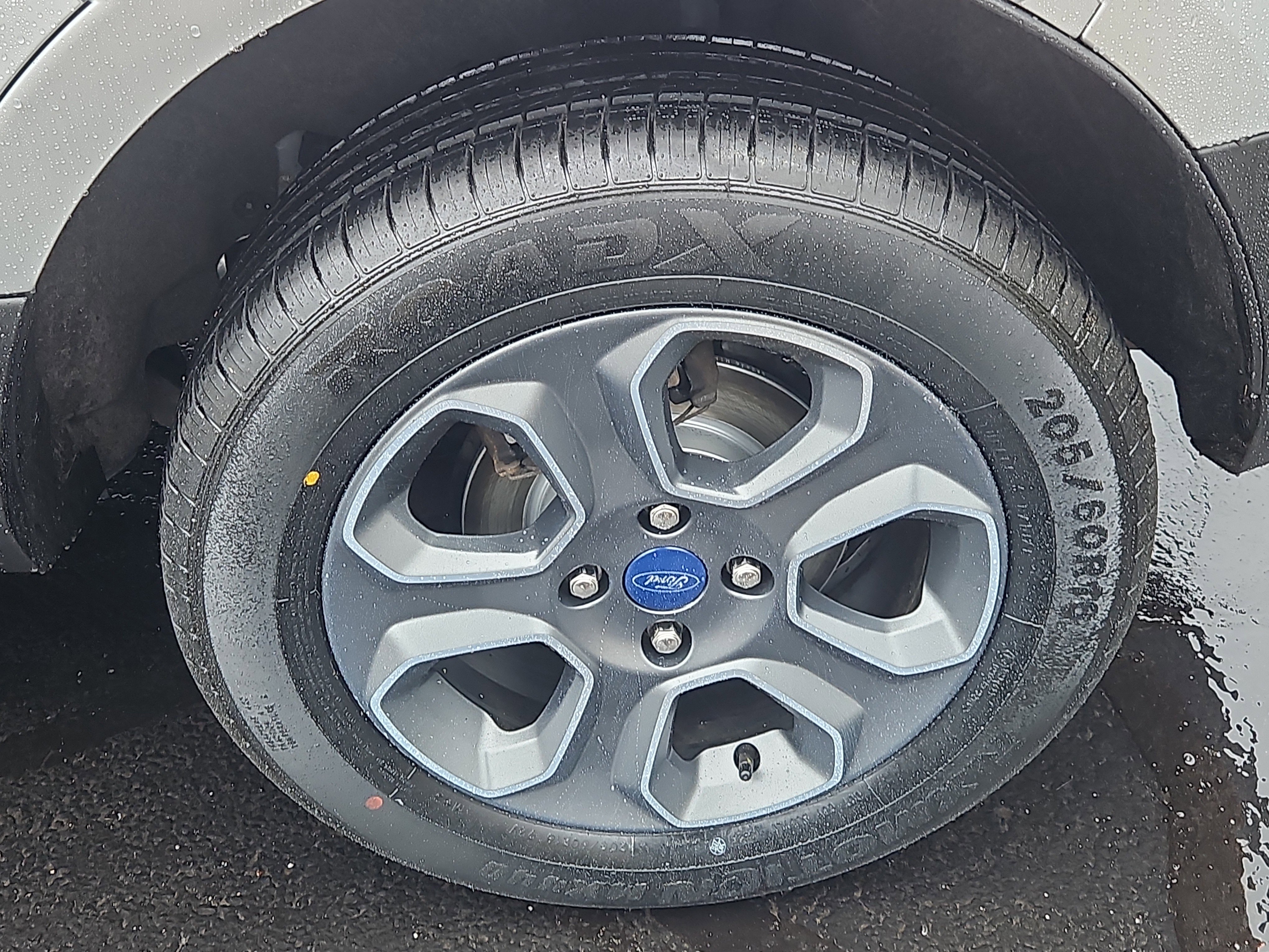 Used 2020 Ford EcoSport S image 22