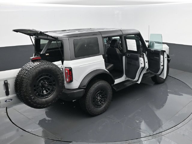 New 2026 Ford Bronco Outer Banks w/ Sasquatch Package AWD/4WD image 26