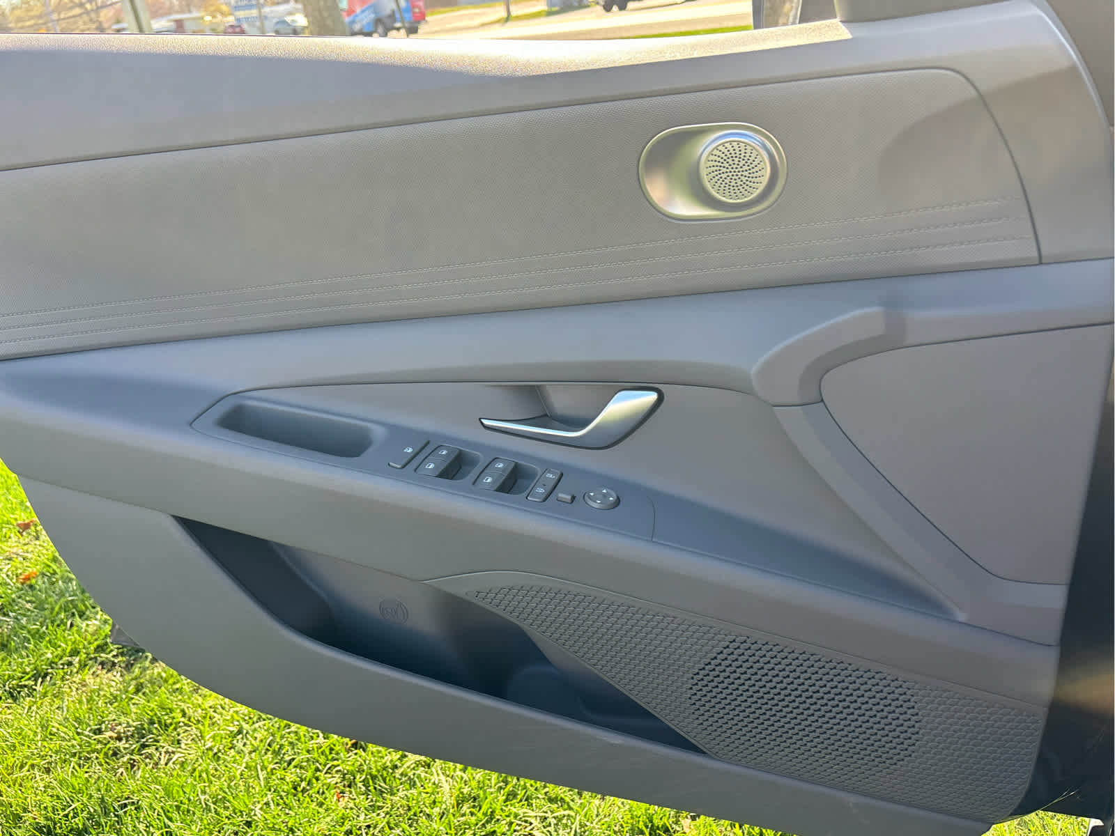 Used 2023 Hyundai Elantra SEL image 17