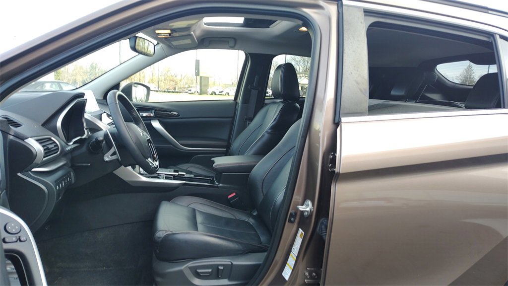 Used 2019 Mitsubishi Eclipse Cross SEL image 6