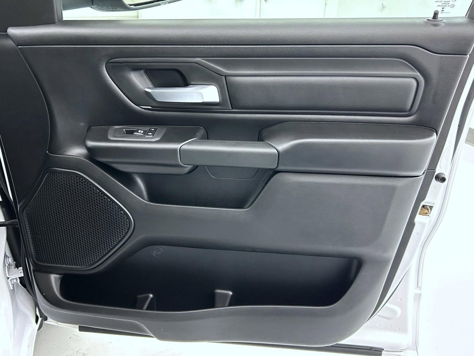 Certified 2025 RAM 1500 Tradesman AWD/4WD image 16