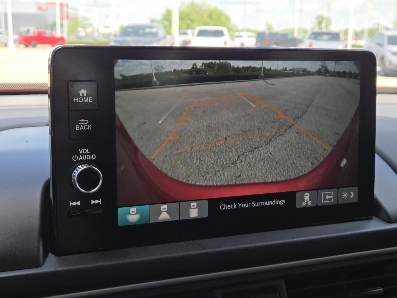 Used 2023 Honda Pilot Touring image 10