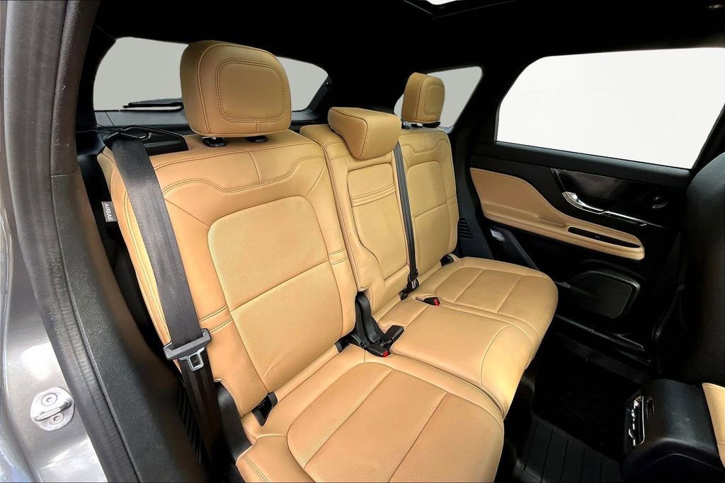 Used 2022 Lincoln Corsair Reserve w/ Equipment Group 201A image 27