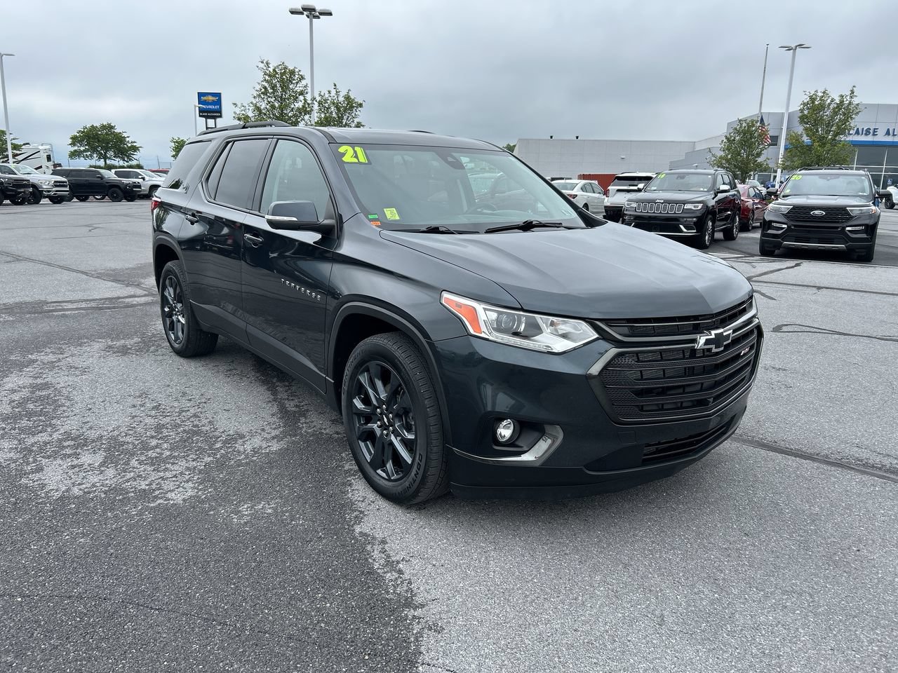 Used 2021 Chevrolet Traverse RS w/ LPO, Floor Liner Package