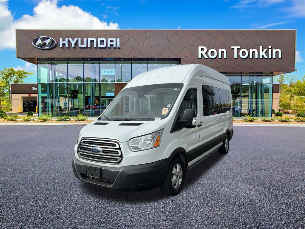 Used 2019 Ford Transit 350 XLT image 3