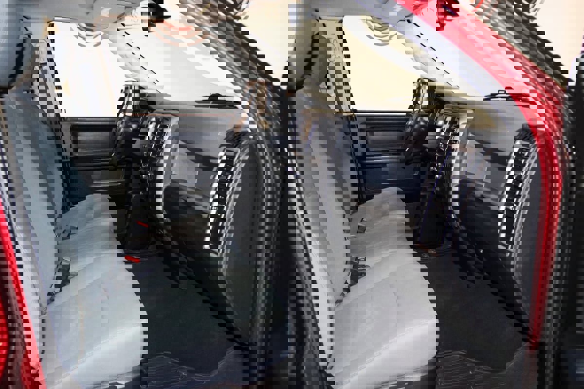 Used 2018 RAM 1500 Express image 52