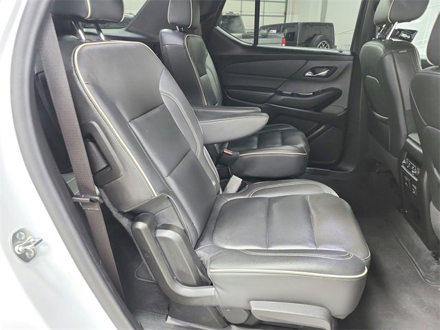 Used 2023 Chevrolet Traverse Premier image 44