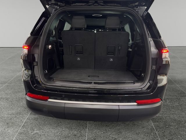 New 2026 Jeep Grand Cherokee L Limited AWD/4WD image 13