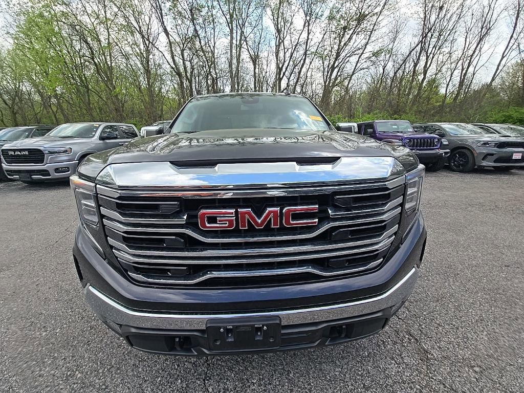 Used 2025 GMC Sierra 1500 SLT image 12