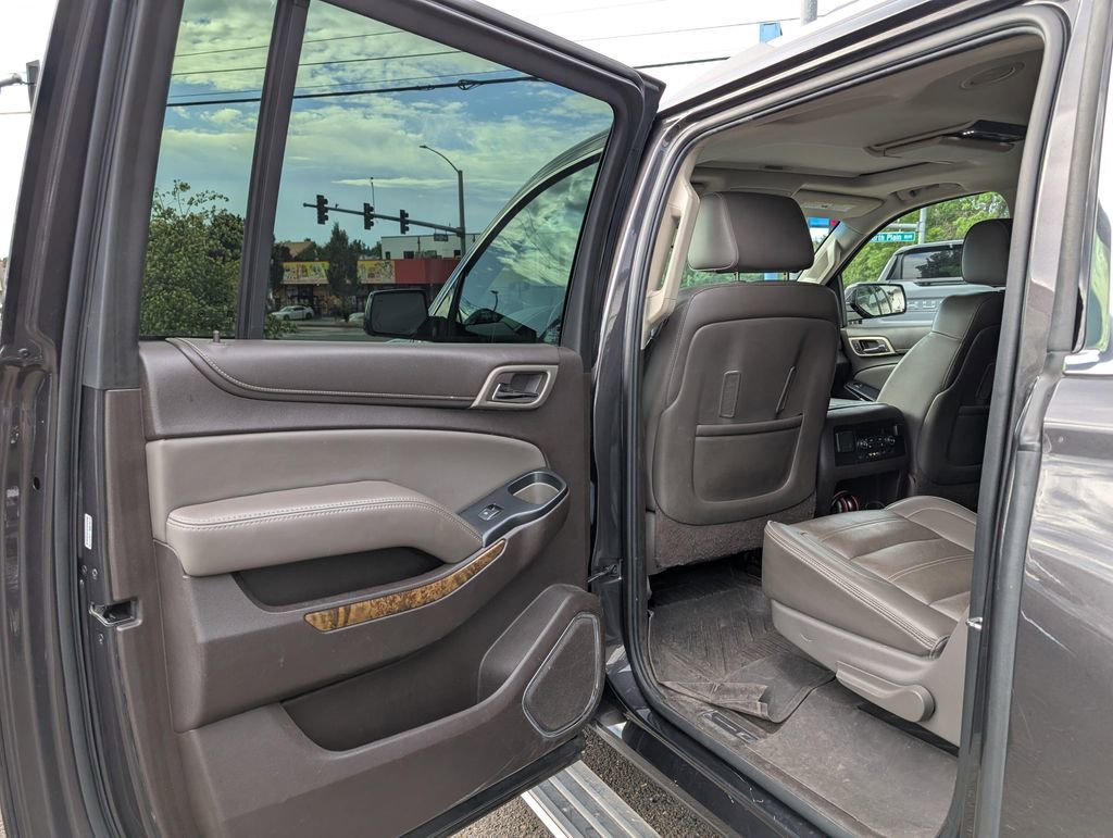 Used 2016 GMC Yukon XL Denali w/ Open Road Package AWD/4WD image 15