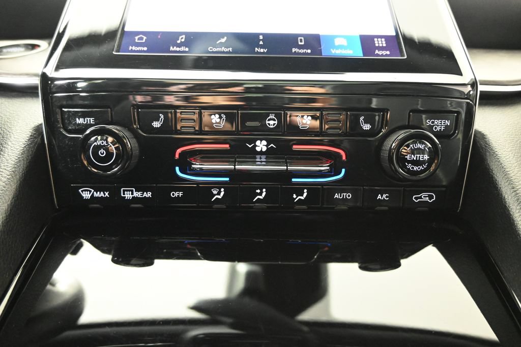 Used 2022 Jeep Grand Cherokee Overland AWD/4WD image 30