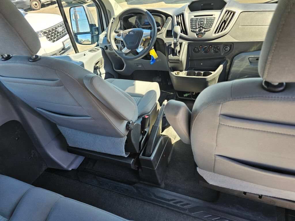 Used 2019 Ford Transit 350 XLT RWD image 14