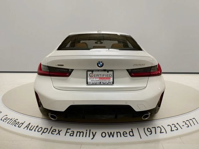Used 2026 BMW 330i xDrive Sedan AWD/4WD image 4