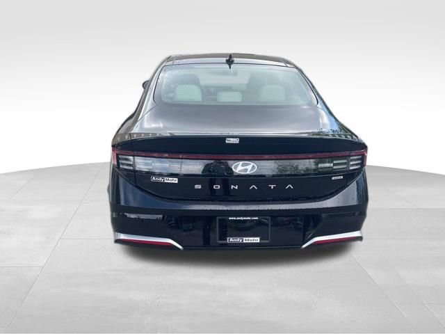 New 2026 Hyundai Sonata SEL FWD image 6