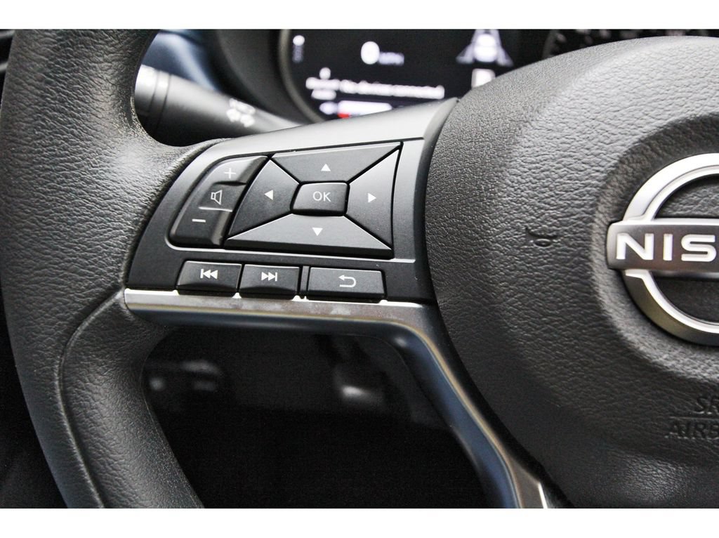 Used 2025 Nissan Versa SV w/ Trunk Package FWD image 19