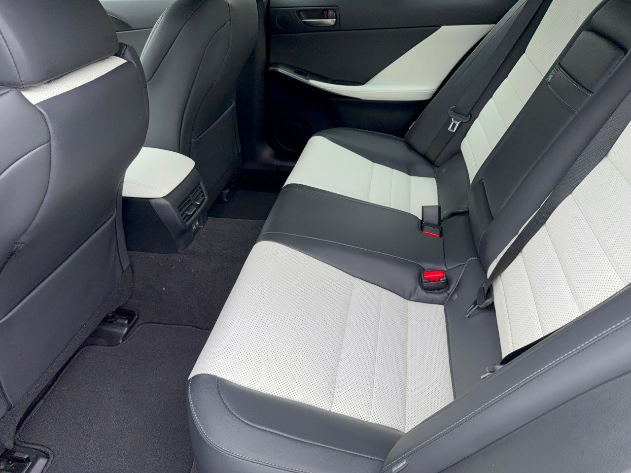 New 2026 Lexus IS 350 F Sport AWD/4WD image 25