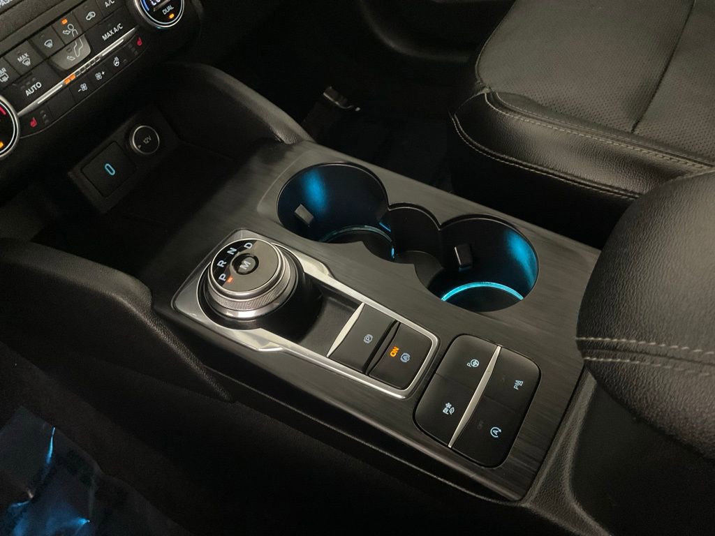 Used 2020 Ford Escape Titanium image 18