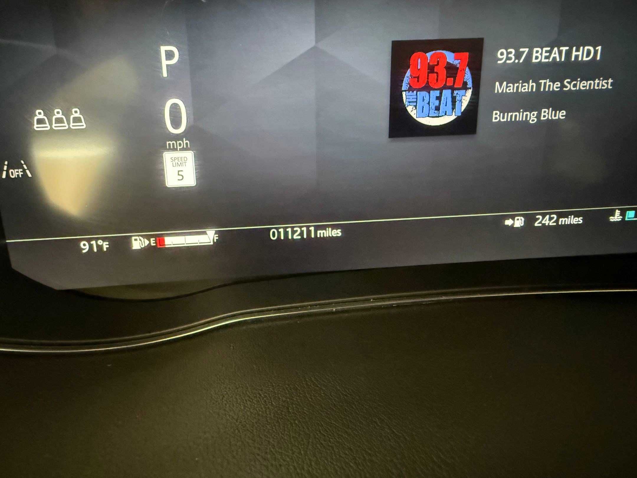 Used 2024 Jaguar E-PACE R-Dynamic SE AWD/4WD image 23