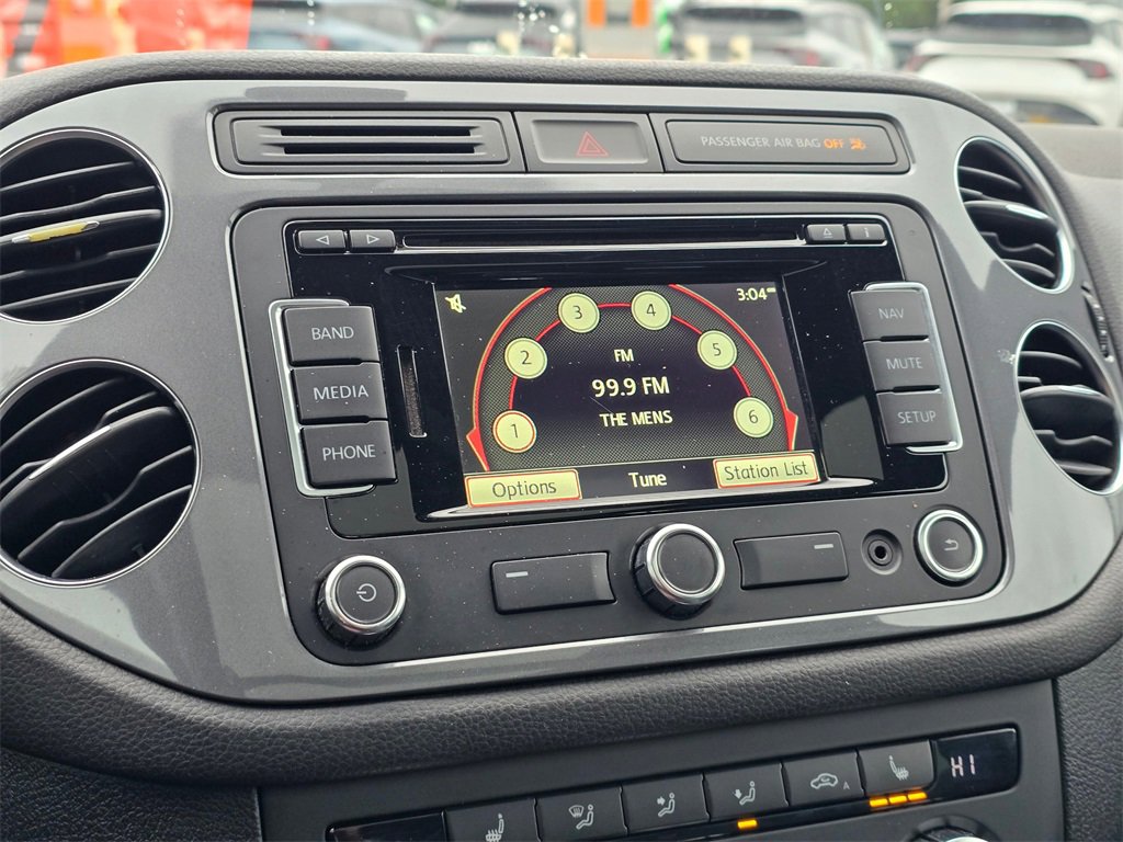 Used 2014 Volkswagen Tiguan R-Line image 19