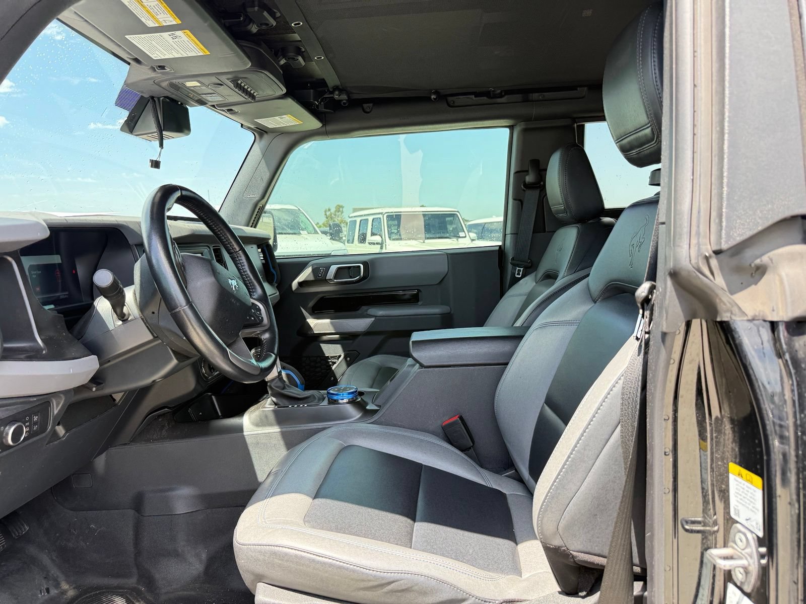 Used 2022 Ford Bronco Black Diamond w/ Sasquatch Package AWD/4WD image 5