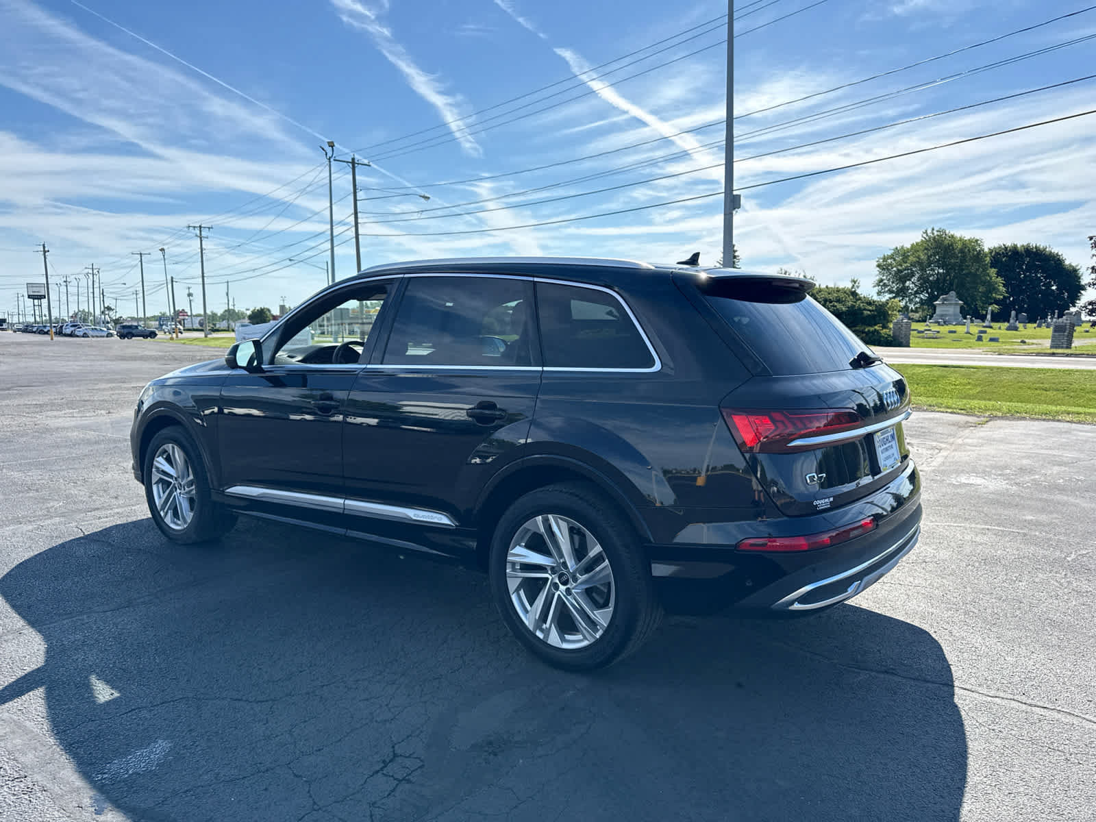 Used 2021 Audi Q7 2.0T Premium Plus w/ Premium Plus Package AWD/4WD image 3
