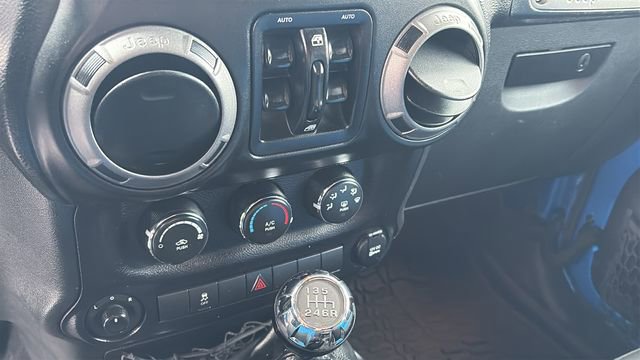 Used 2016 Jeep Wrangler Unlimited Willys image 13