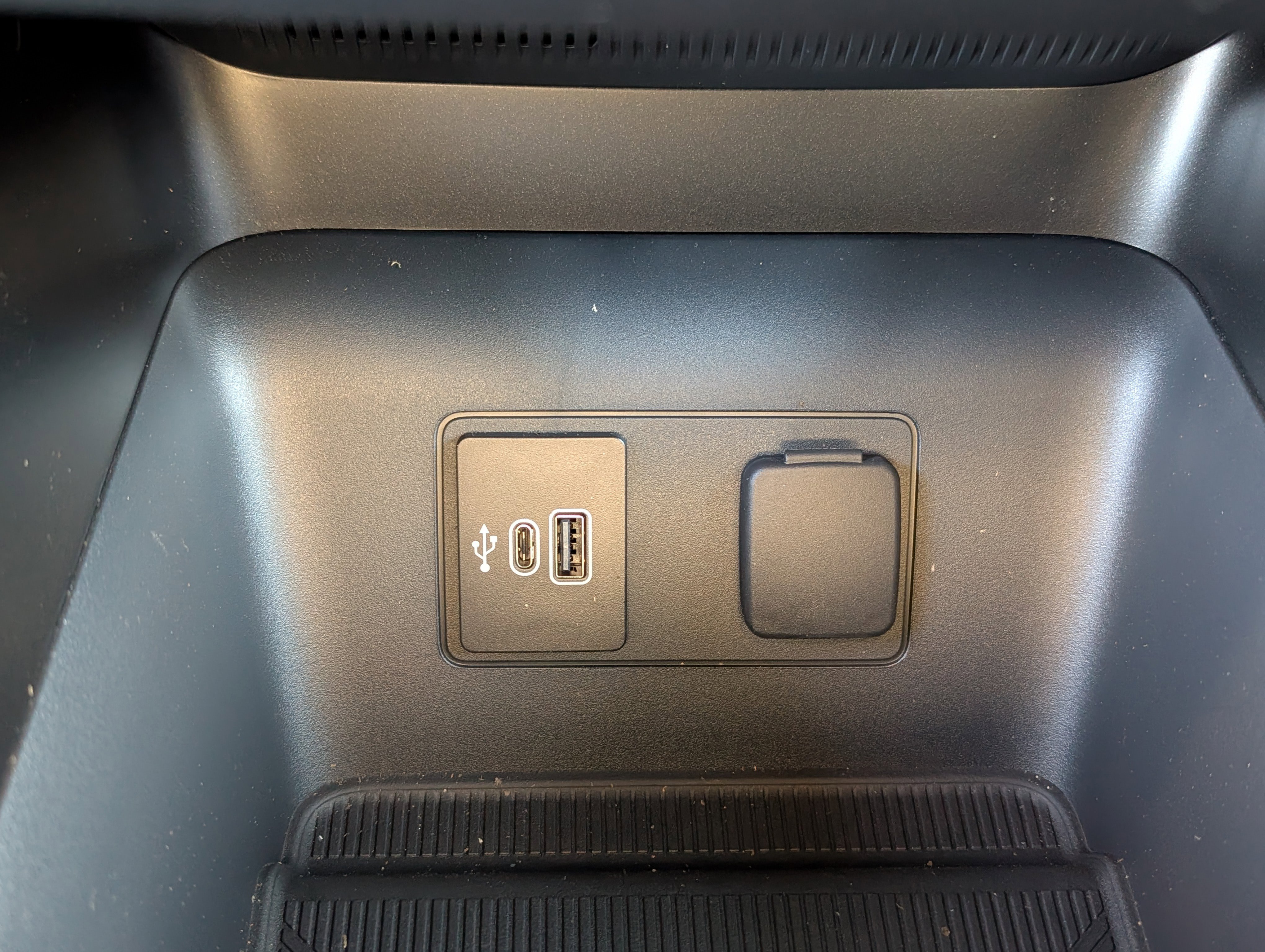 New 2026 Ford Explorer ST w/ Sun And Sound Package image 24