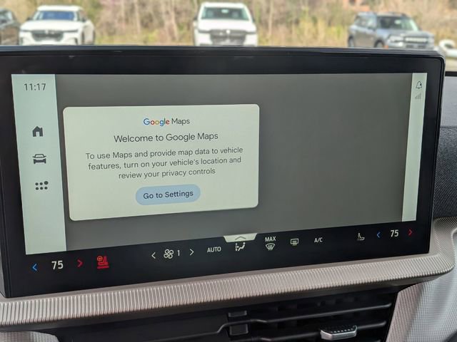 Used 2025 Ford Explorer Active w/ Active Comfort Package image 23