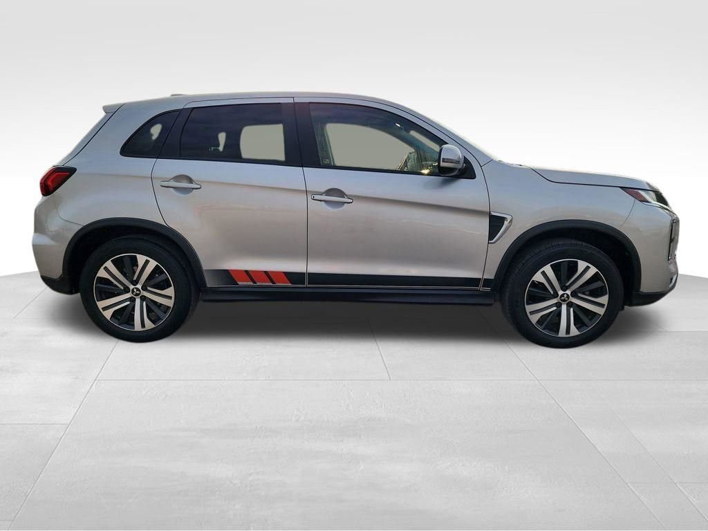 Used 2021 Mitsubishi Outlander Sport SE image 9
