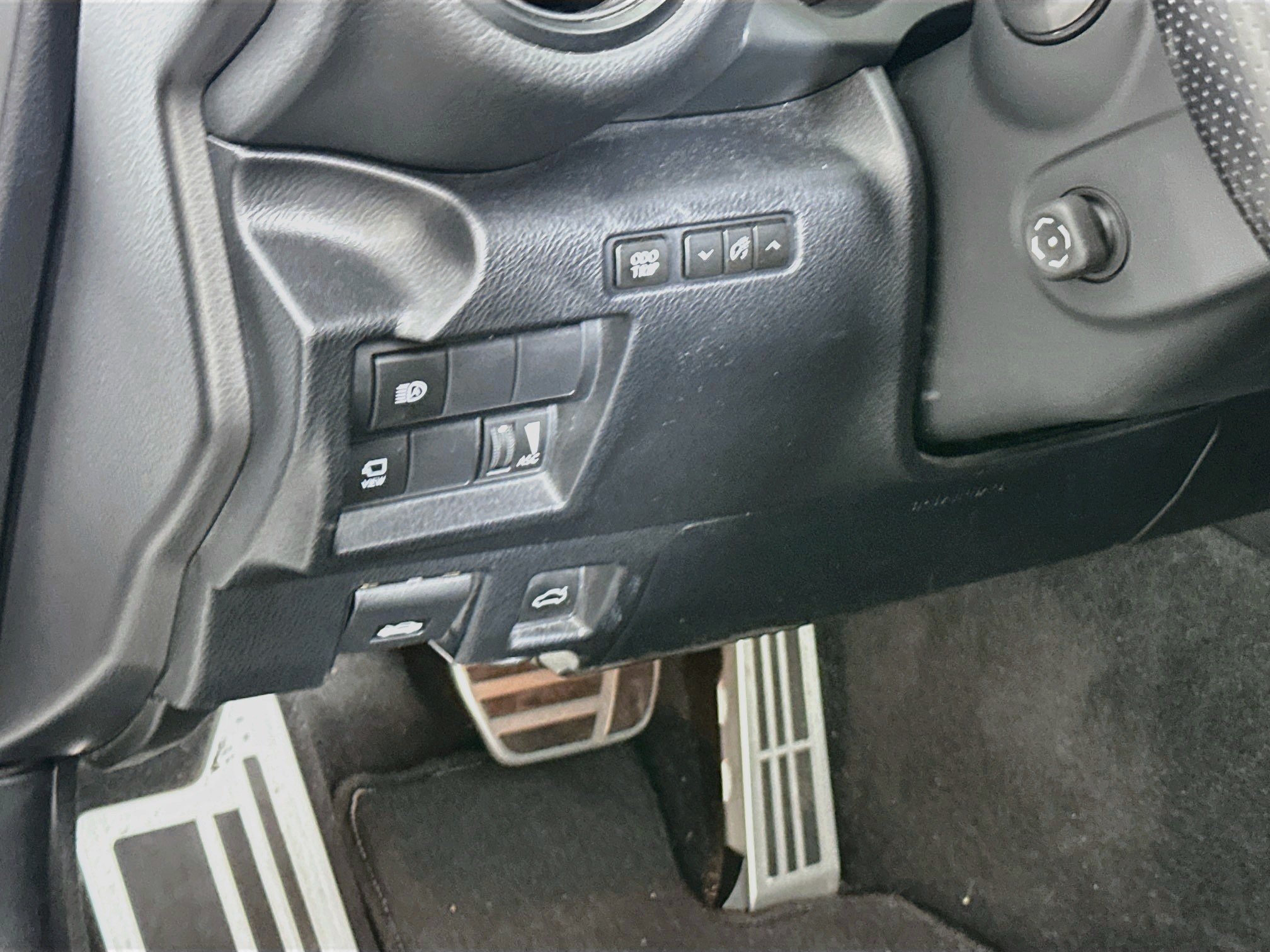 Used 2023 Lexus IS 350 F Sport w/ Navigation Package RWD image 17