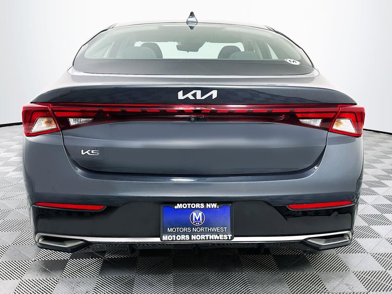 Used 2023 Kia K5 LXS image 9